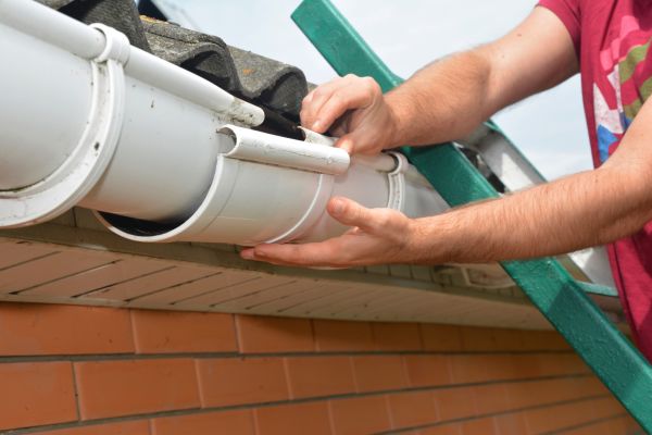 Large Gutter Repair in Midlothian